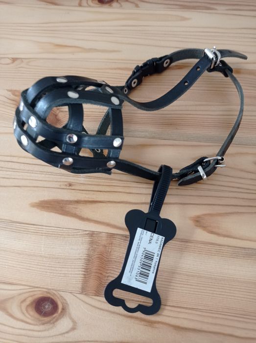 Skórzany kaganiec XS nowy