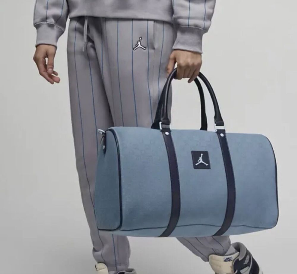 Сумка Jordan Duffle Monogram Bag MA0759-M0S