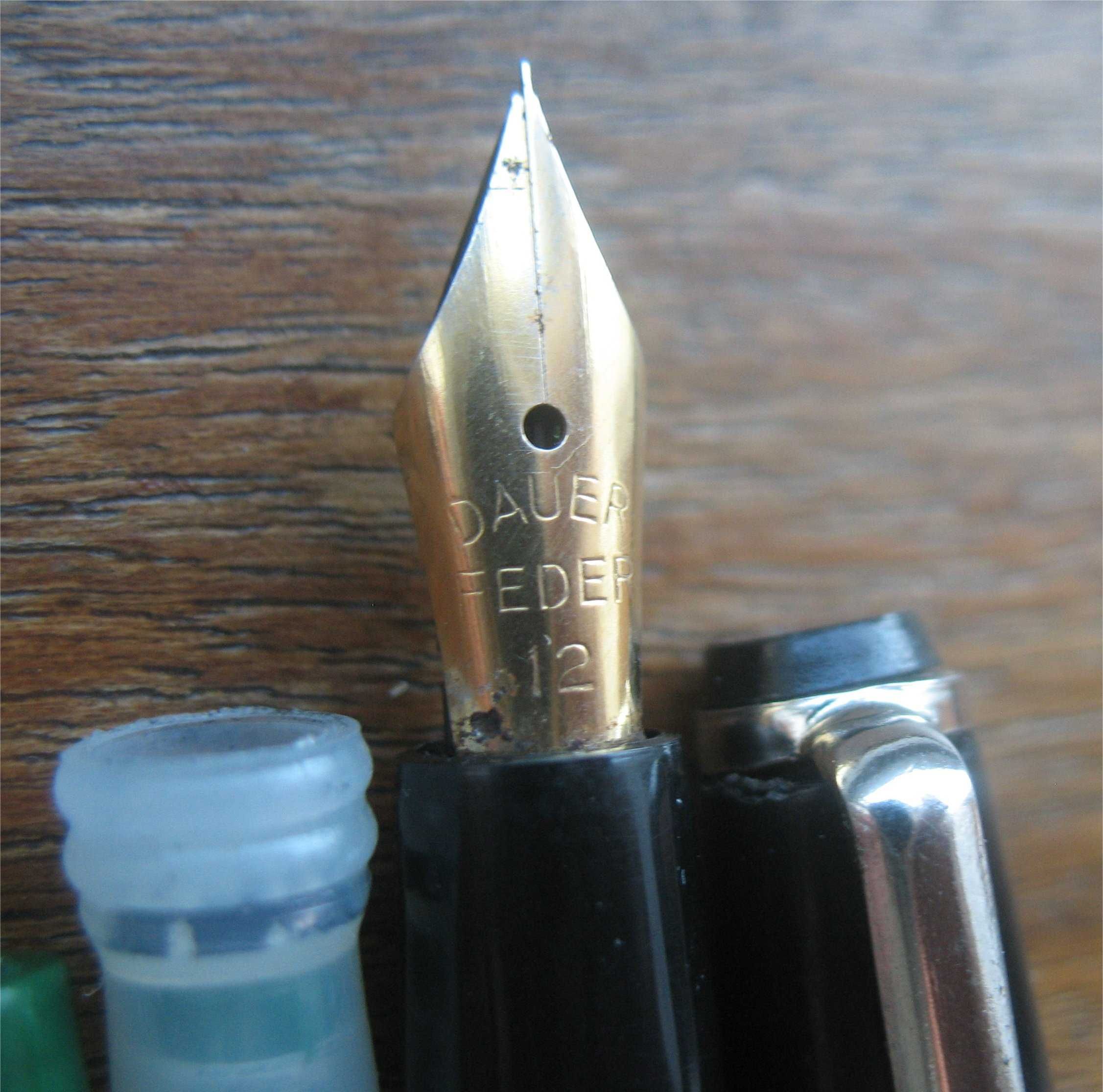 Caneta de Tinta Permanente Antiga
