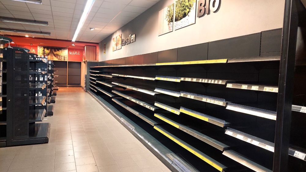 Regał sklepowy przyścienny jednostronny Mago linde tegometall