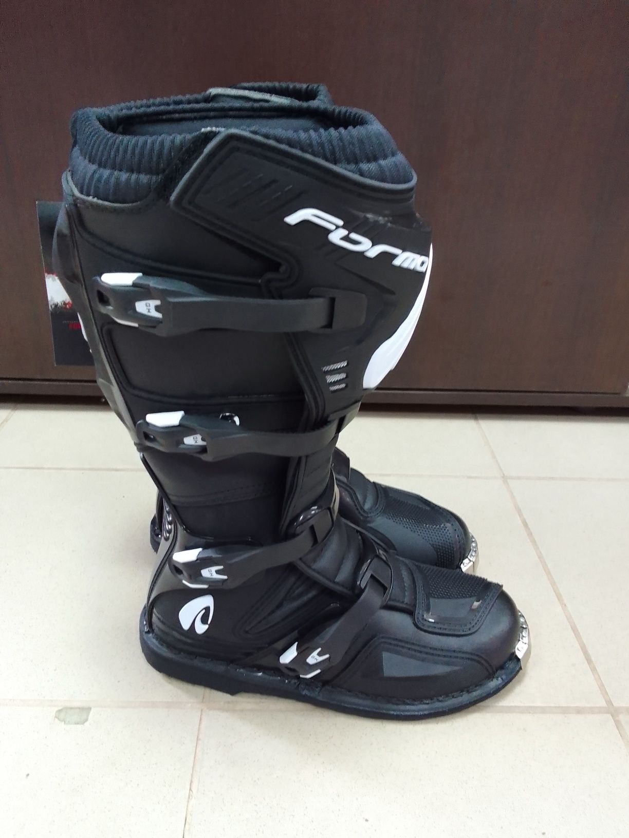 FORMA Buty Terrain Evo czarne