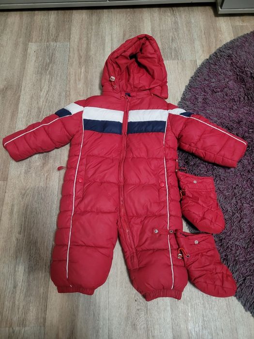 Зимний комбинезон, очень тёплый, можно для девочки и мальчика