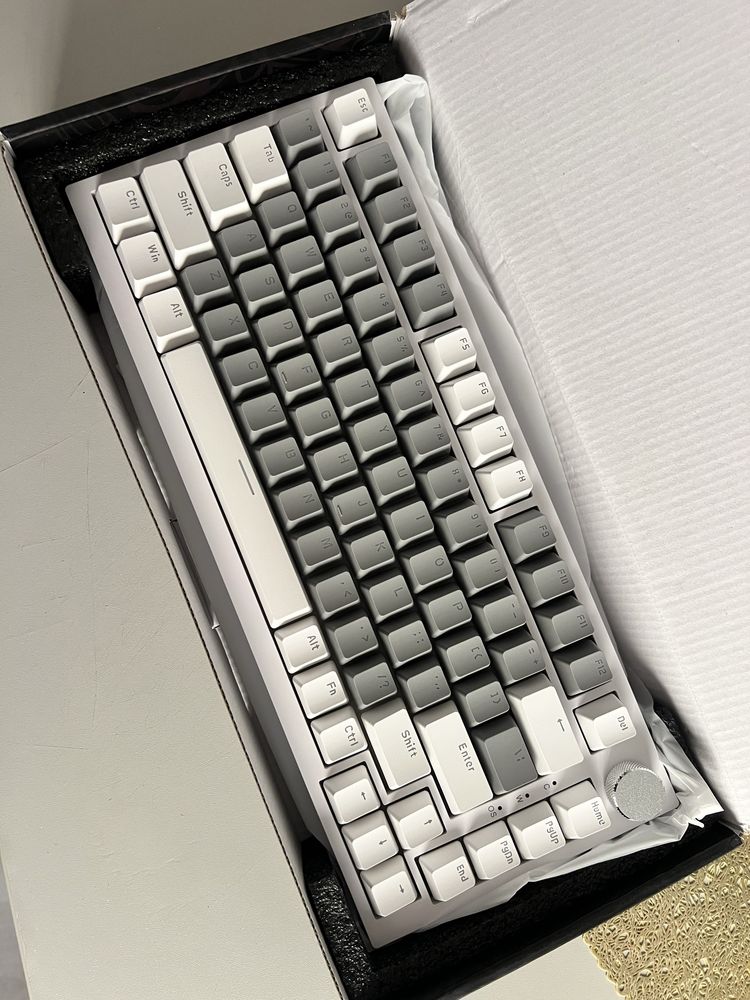 Teclado AJAZZ com fio