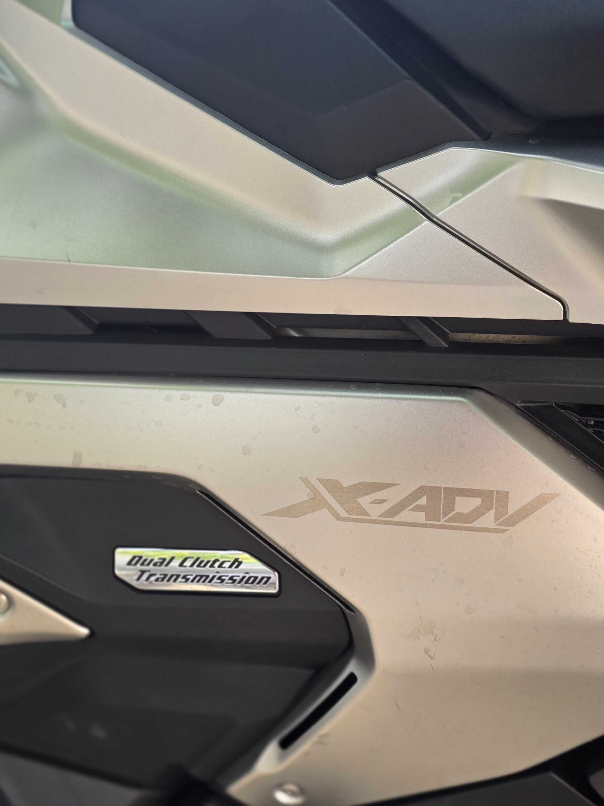 Xadv750 como nova
