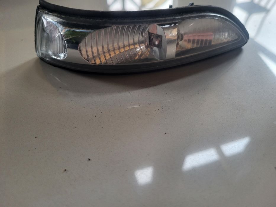 Kierunkowskaz migacz lusterka lewy mercedes b klasa w245 led po lifcie