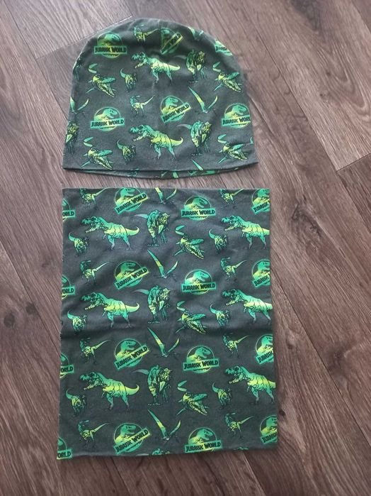 Zestaw chłopięcy czapka komin C&a roz 128/152 jurrasic world
