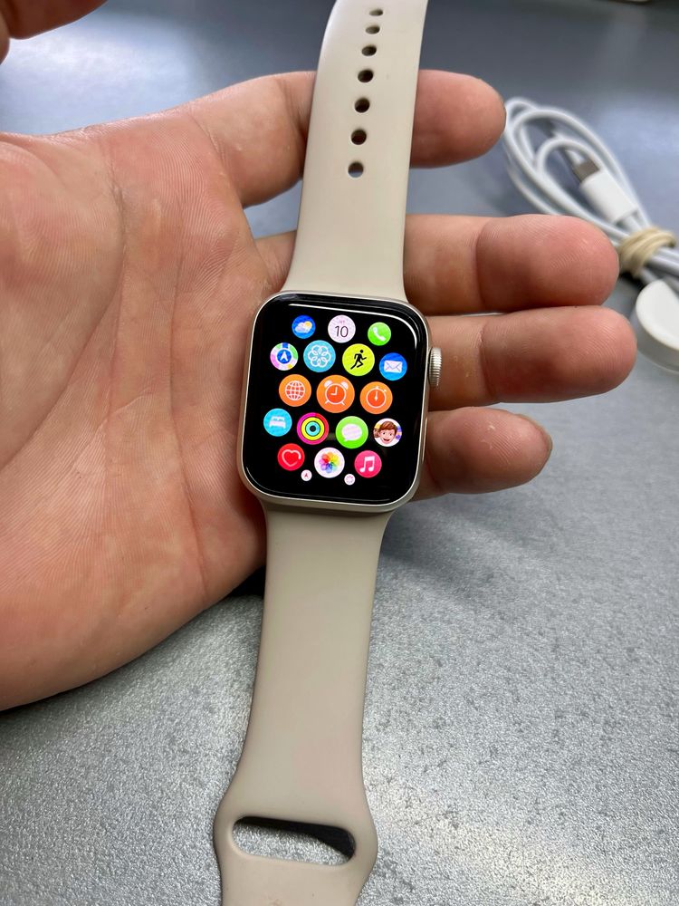Apple Watch SE 40mm (2-Gen) 98% ІДЕАЛ GPS Apple Watch 4/5/6/7/8/9) епл