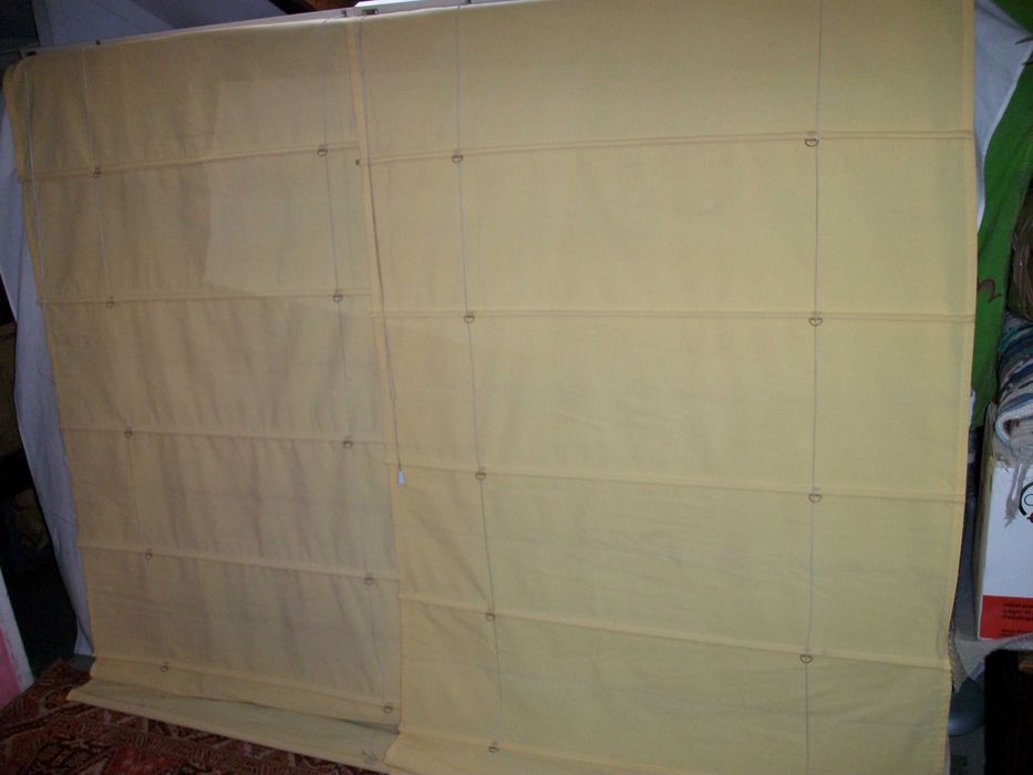 2 Cortinados de recolher Japonesa 1,75cm. x 1.05cm.