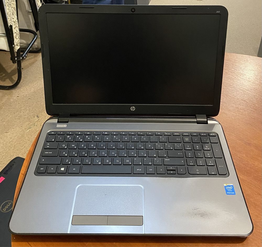 Ноутбук HP RT3290 15.6"/4GB RAM/500GB HDD! D747