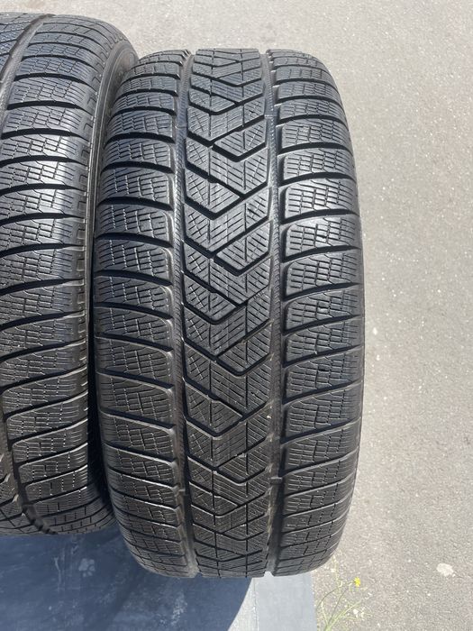 255/55/19 pirelli scorpion winter