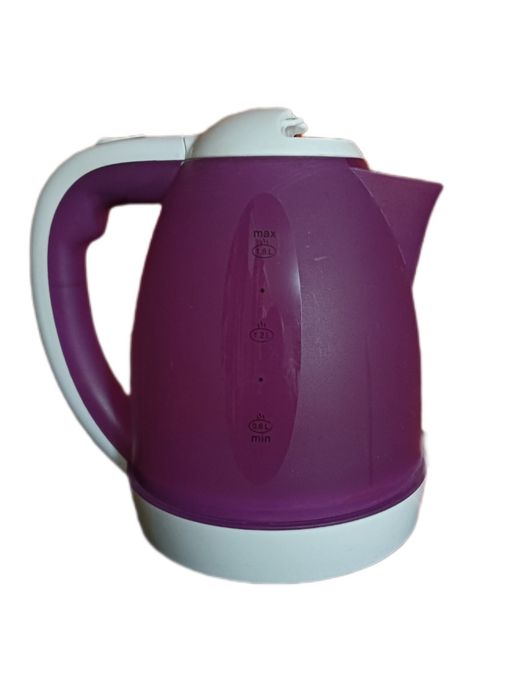 Чайник електричний