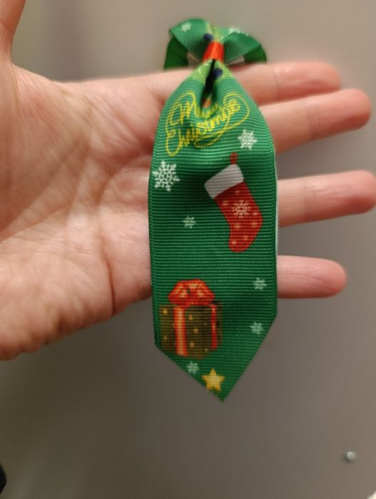 Nowy krawat dla psa lub kota świąteczny zielony