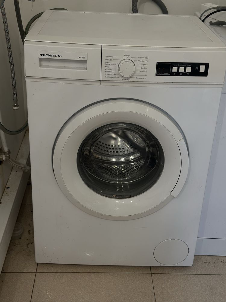 Maquina de roupa