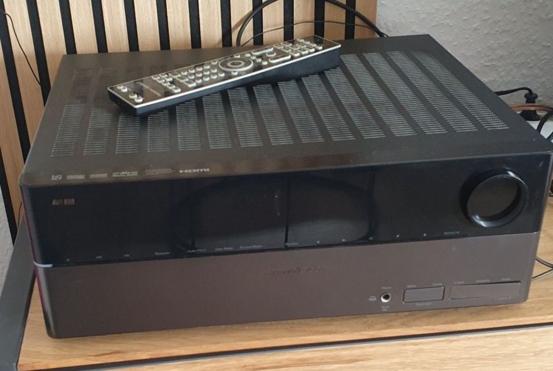 Zestaw kina domowego Harman Kardon AVR 255