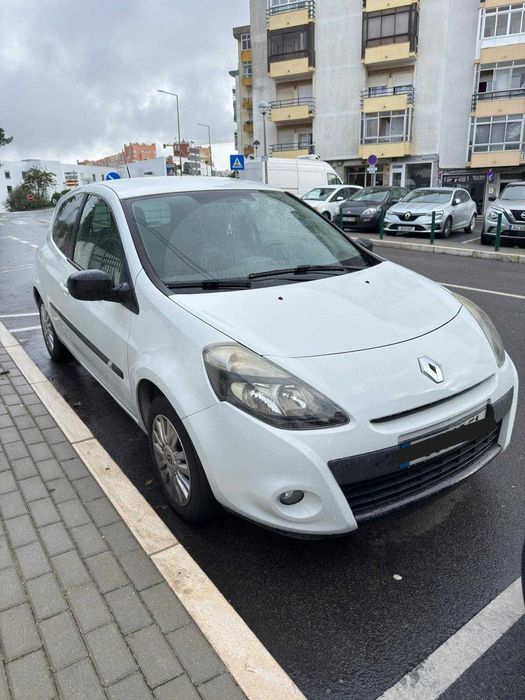 Renault Clio IV 1.5 DCI 2013