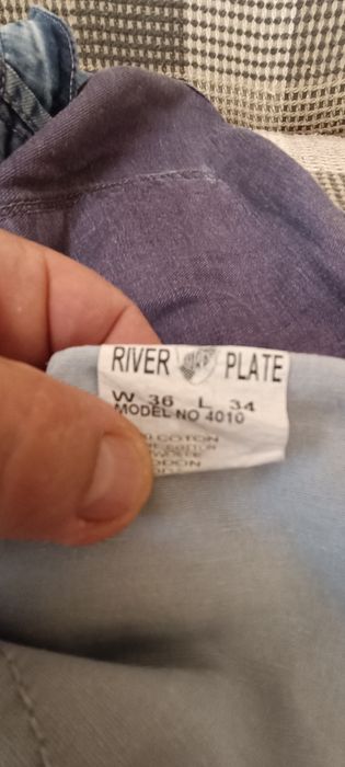 Продам Шорты джинсовые