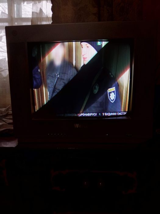 Продам телевизор West.