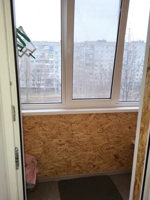 Продається квартира у м. Кропивницький з меблями та технікою.