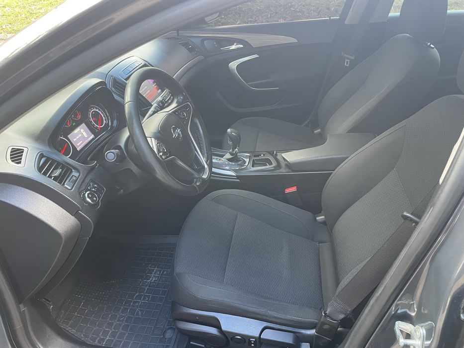 Авто опель інсігнія Opel Insignia 2015