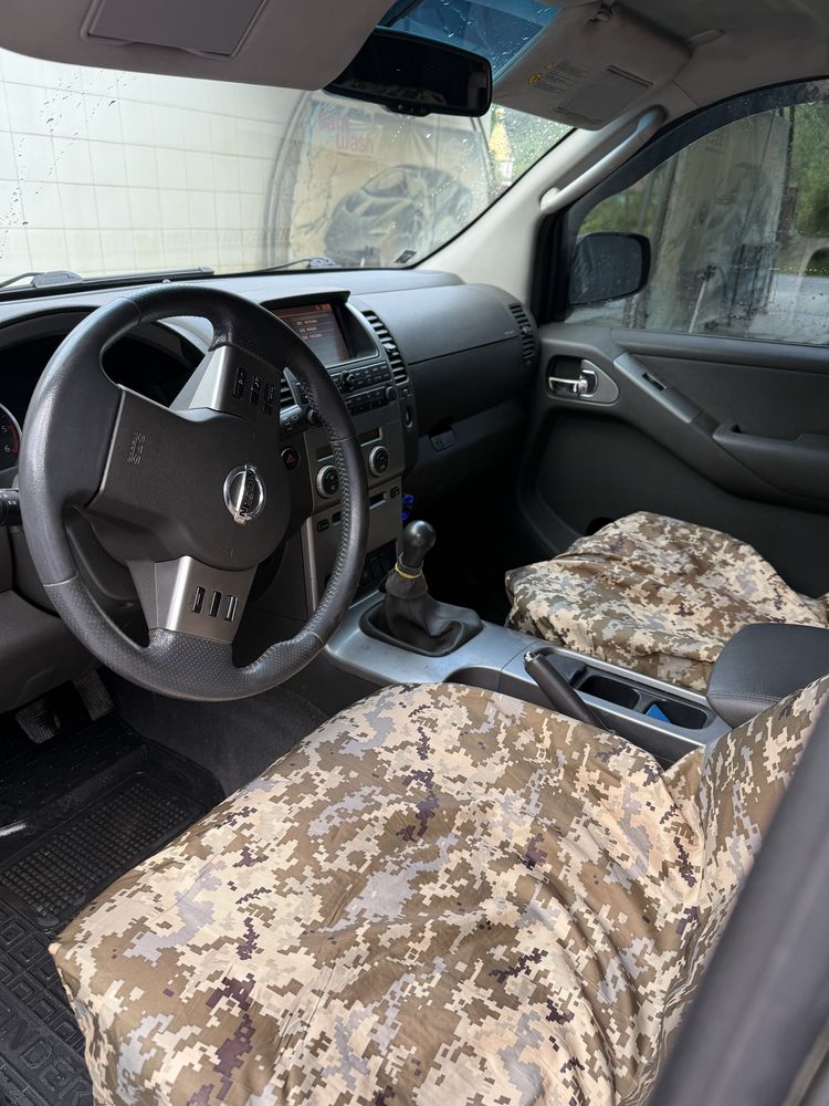 Nissan Pathfinder 2.5 TDI 2008року