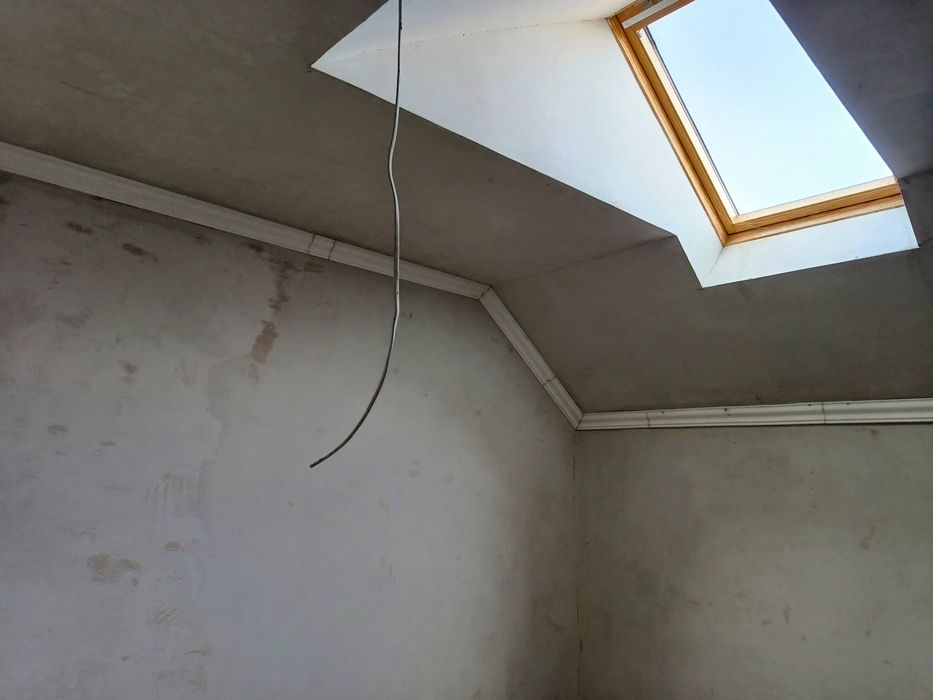 Продаж Новий будинок 2 поверхи + гараж