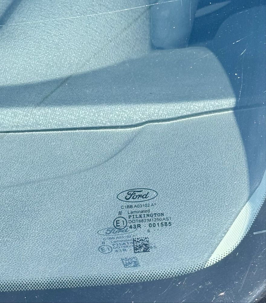 Продам автомобиль Ford Fiesta 2016