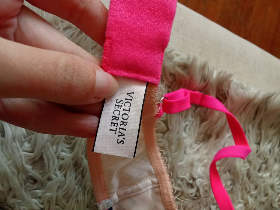 Бюстгальтер ліфчик ліф Victoria's secret пушап 70 А В