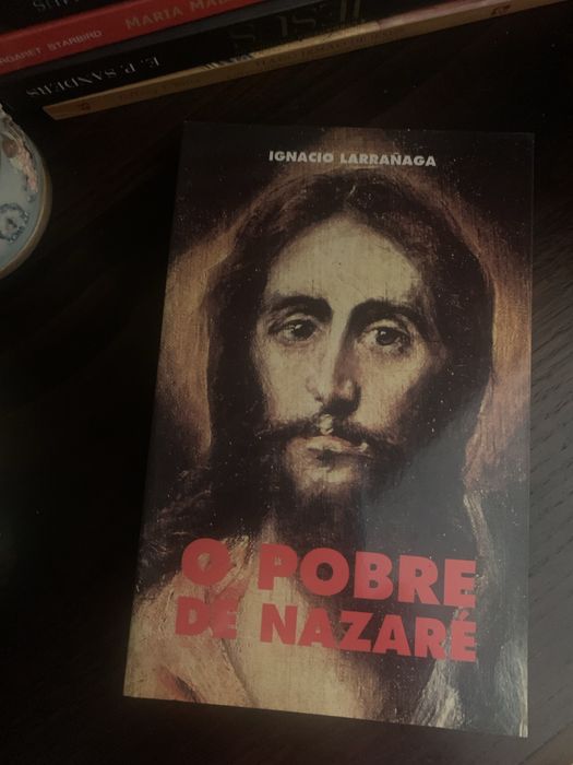 Varios livros completamente, em excelente estado de preservacao.