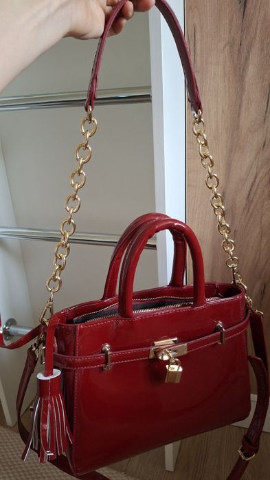 Стильна сумка темно-червоного кольору