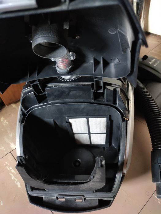 Odkurzacz Amica Zonda 1600W