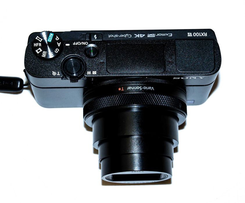 Aparat Sony RX100 VII 20.1Mpix LCD 3'' ISO12800 Zoom 8x Czarny