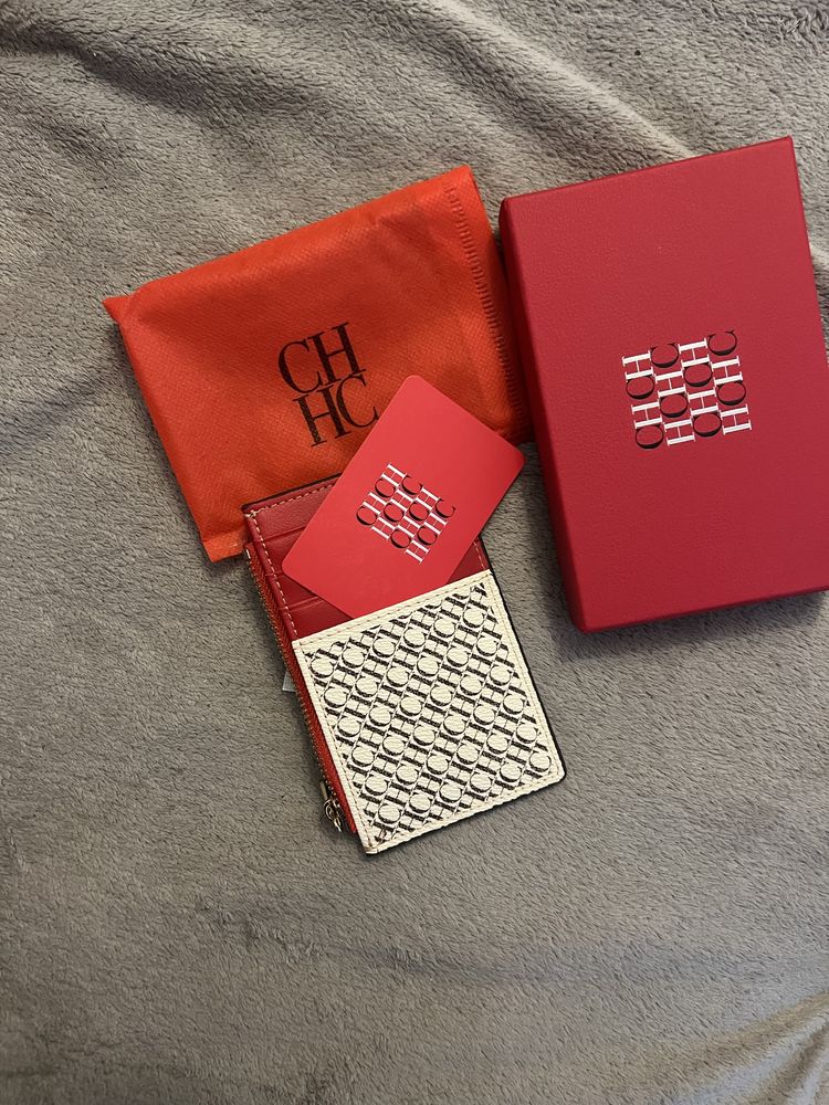 Carteira carolina herrera