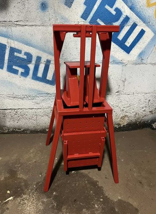 Пресс для брикетов Прес для виготовлення паливних брикетів