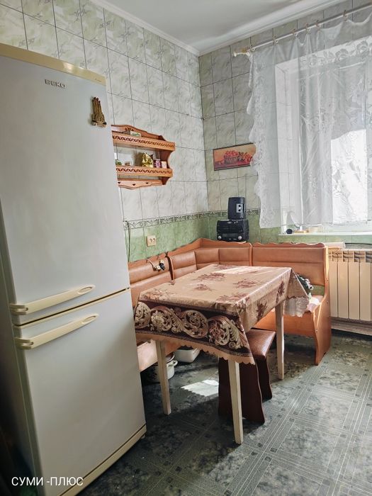 Продаж трьох кімнатна квартира на Вулиці ЗСУ 22