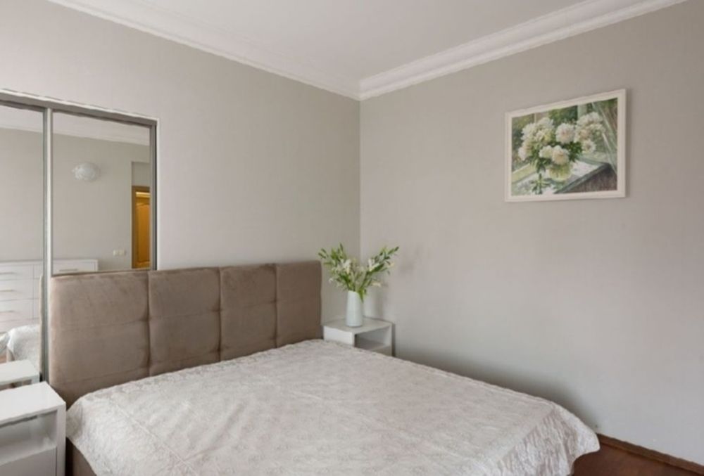 Продажа квартиры,Антоновича 4/6, роскошная,ремонт,мебель