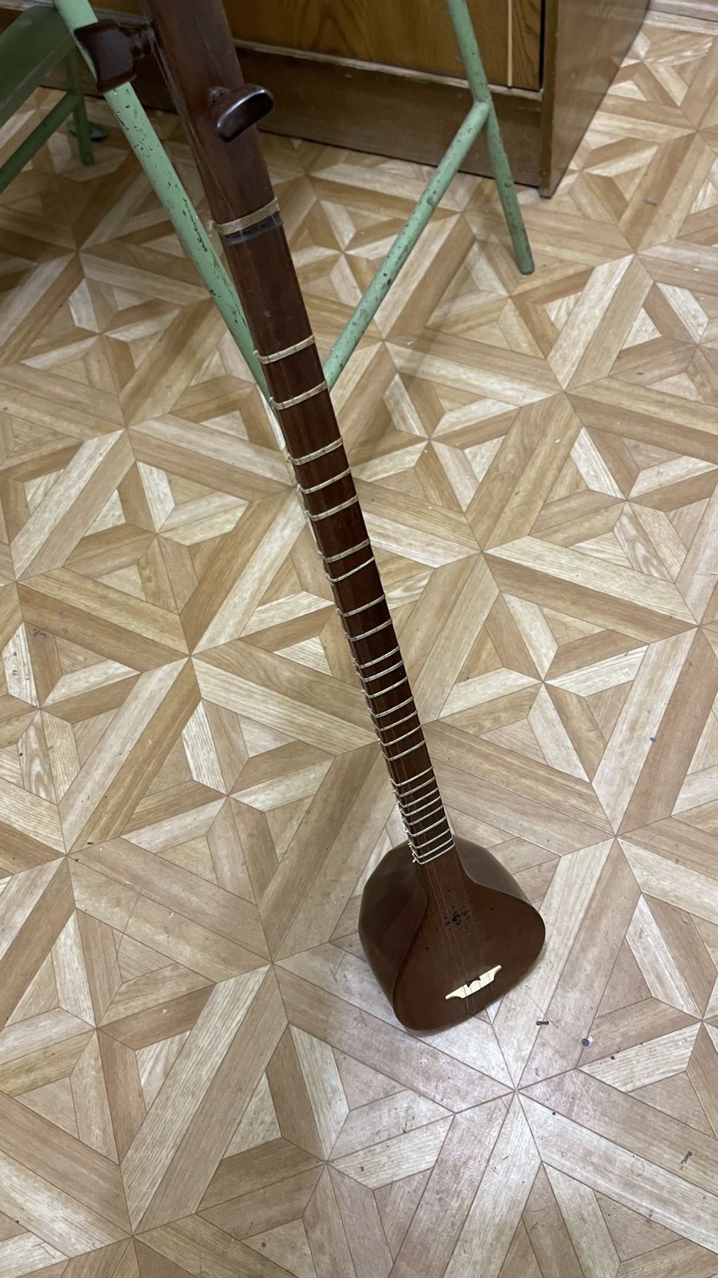 Сетар музыкальный инструмент