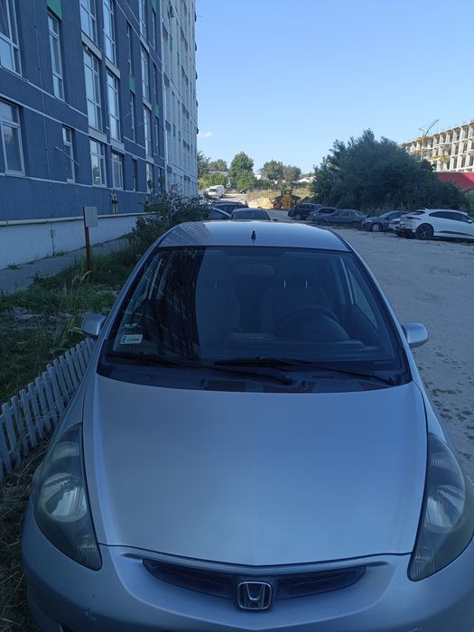 Продам Honda Jazz 1.4
