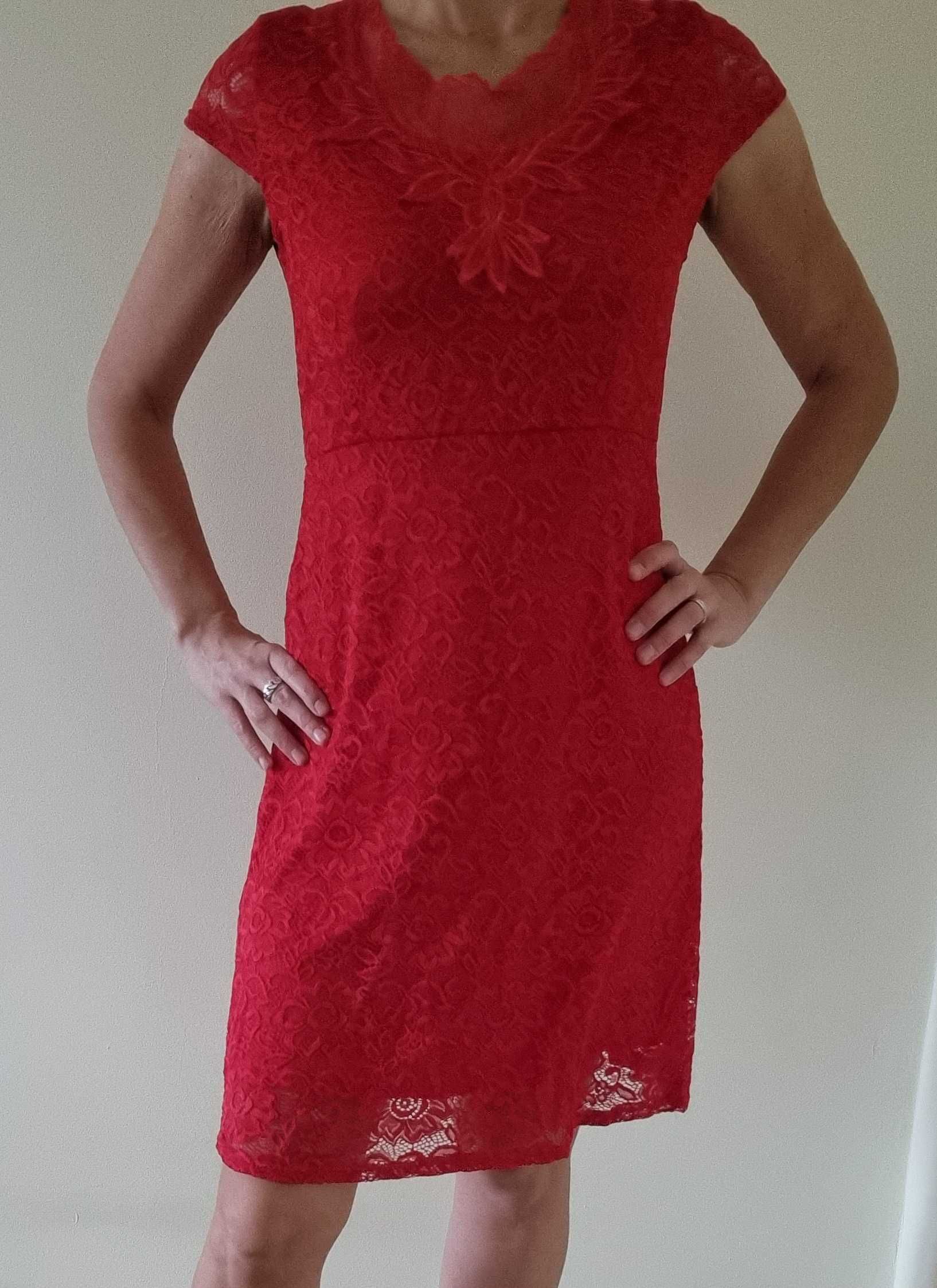 Elegancka czerwona, koronkowa sukienka - polecam!