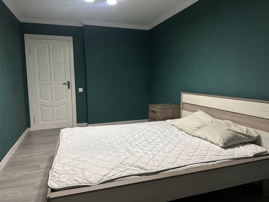 Аренда 3к квартиры на ул. Анны Ахматовой 5