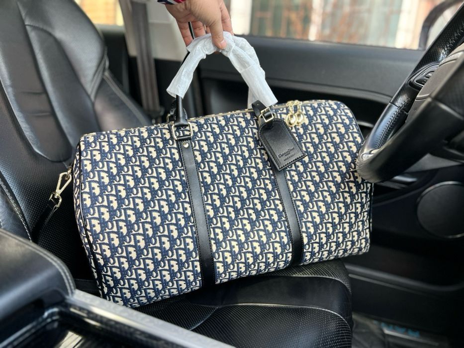 DOIR сумка мужская спортивная дорожная унисекс серая louis vuitton
