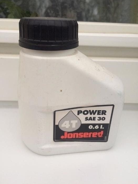 Продам масло Jonsered super 2T, power 4T.