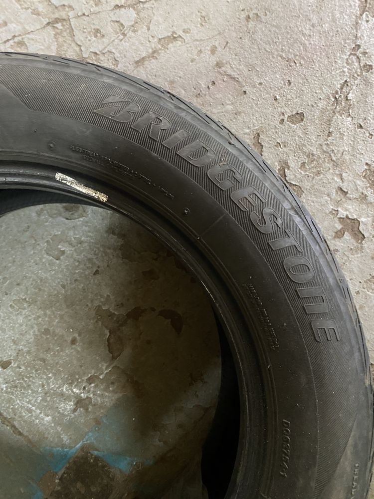 Комплект літньої резини 195/60/R15 Bridgestone в хорошому стані