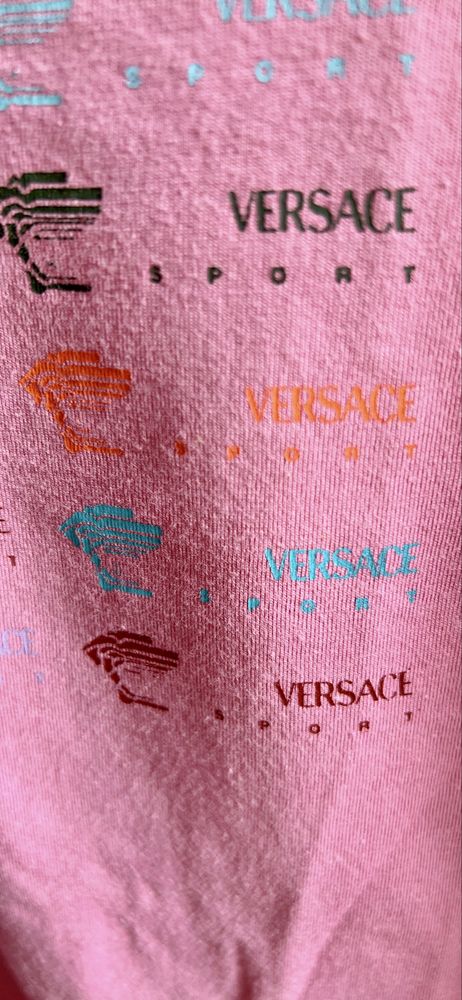 T shirt lilás da Versace Sport