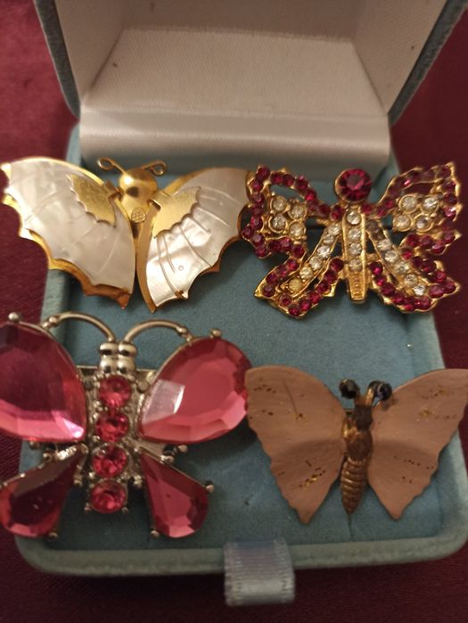 Брошь винтаж времен СССР,Аврора Бореалис.