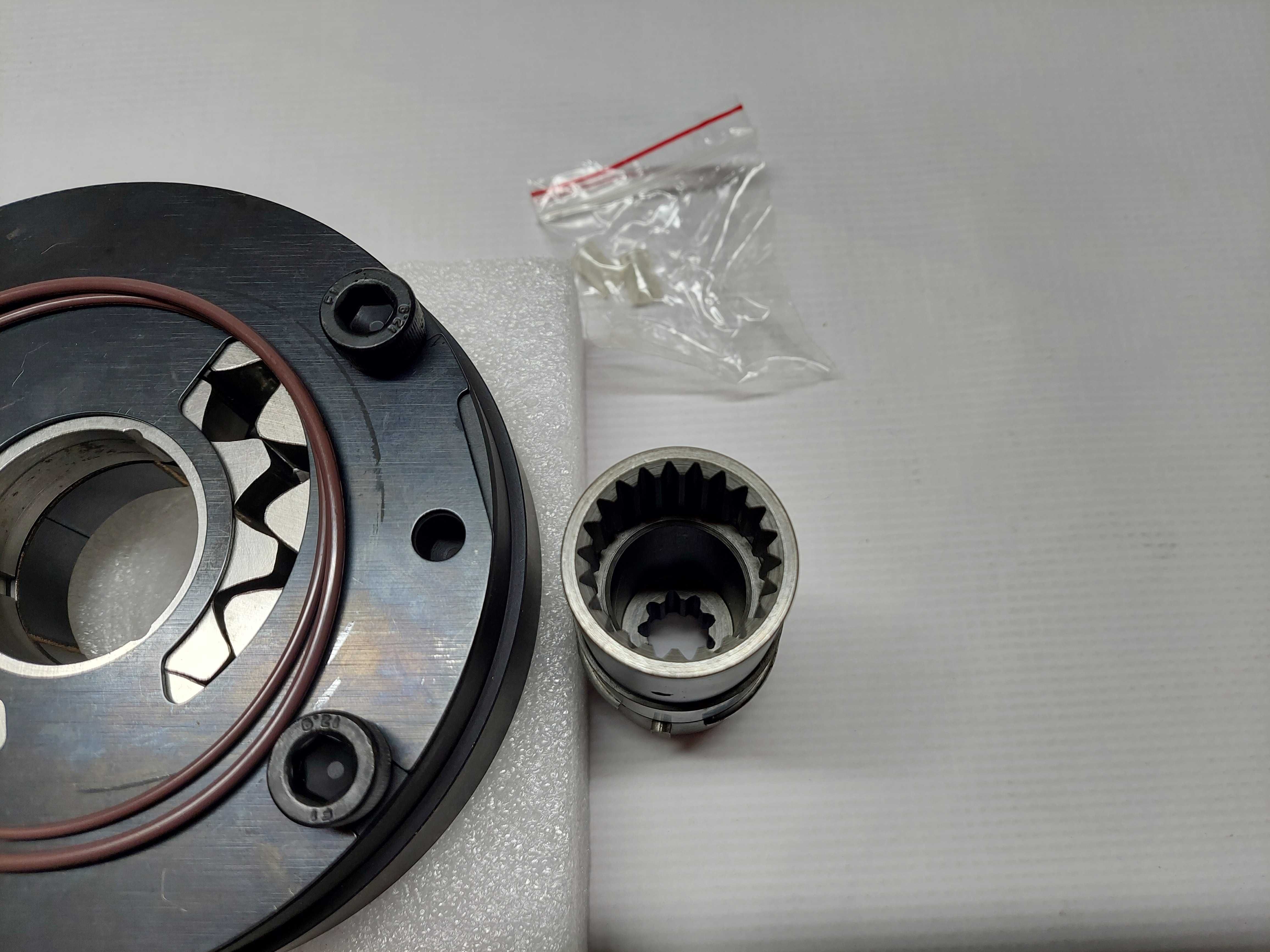 Pompa ładowania A4VG71 przelotowa / charge pump / doładowcza