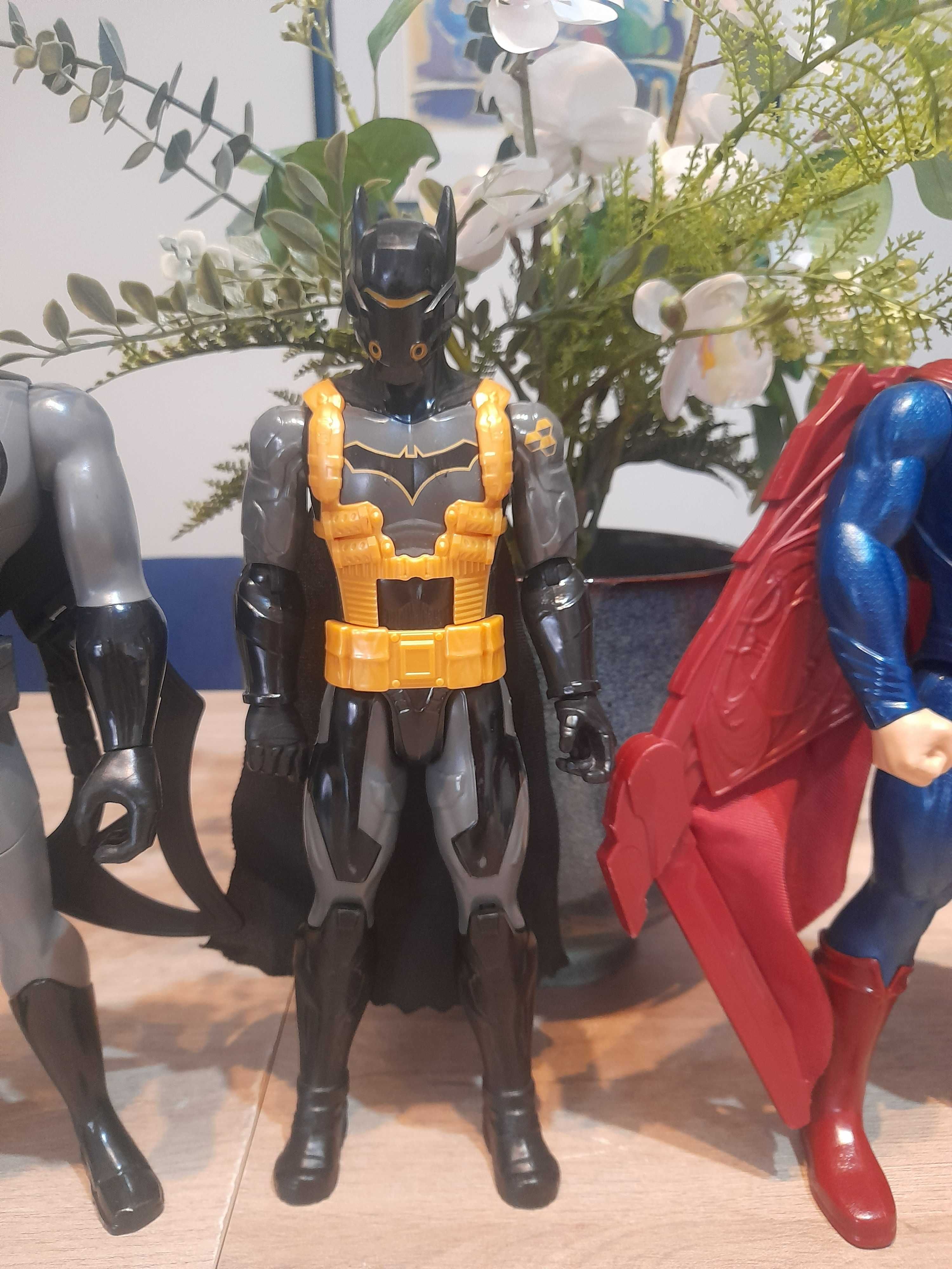 4 Figuras de Ação Batman e Super-Homem