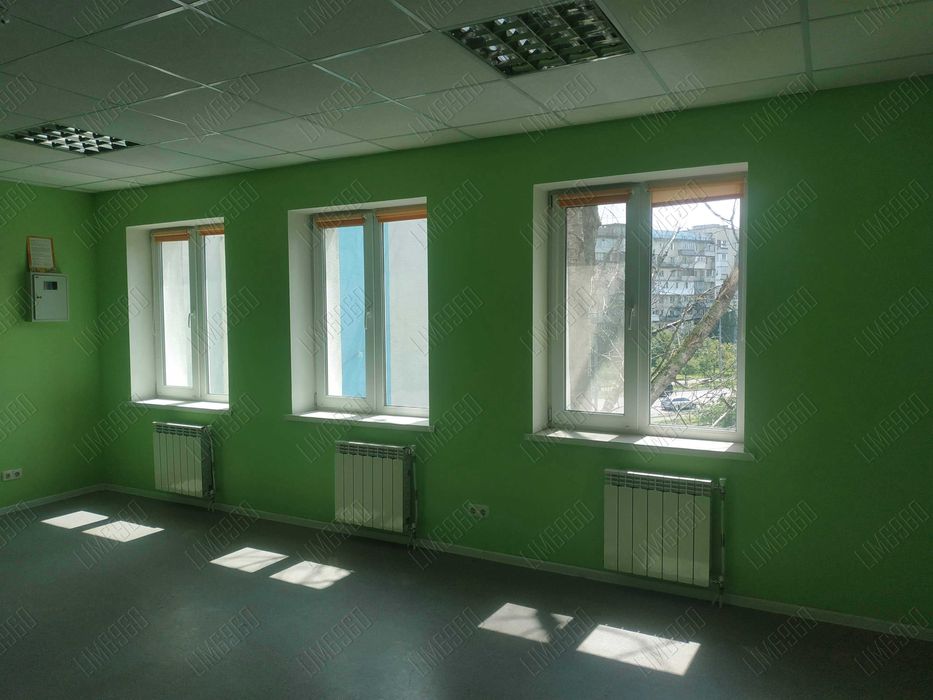 24/25/27/18 м2 кабінети з водою 4-й Л.Лук'яненка-Тимошенко/Оболонський