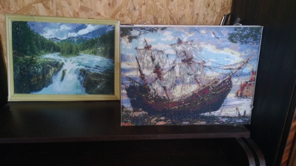 Продам магнитную доску,квртины