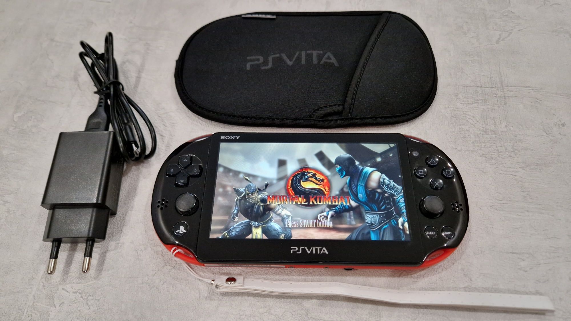 Sony Ps Vita Slim 64гиг с играми 70шт