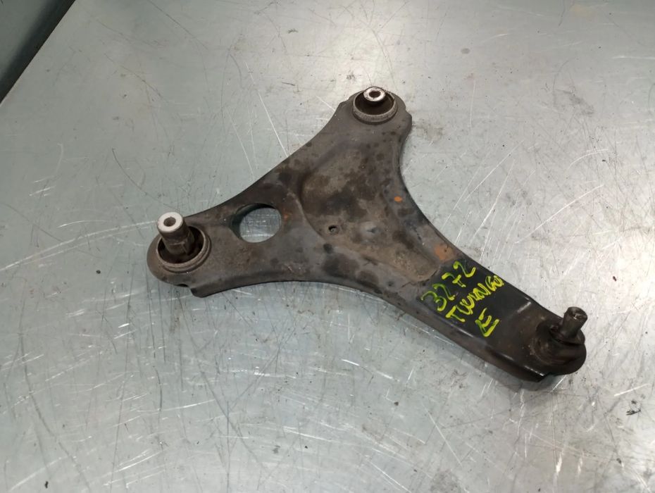 Braço de suspensão frente esquerdo RENAULT Twingo III (BCM_)